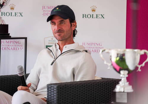 Optimized by JPEGmini 3.14.12.71901706 0x489dbb30