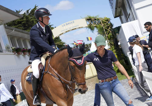 Optimized by JPEGmini 3.14.12.71901706 0x4e15b634