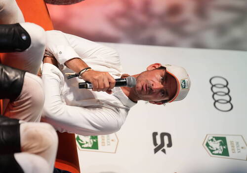 Optimized by JPEGmini 3.14.12.71901706 0x80e56be3