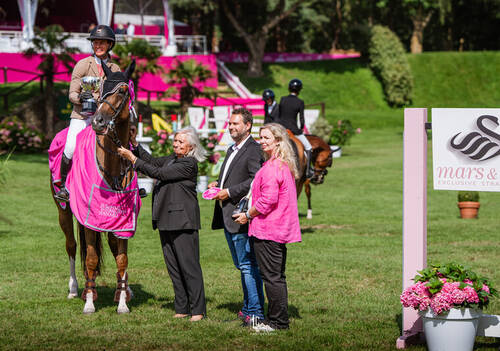 French Rider Alexa Ferrer Dominates the CSI5* - 1.55m Class