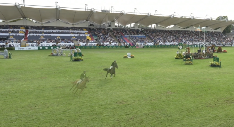 Racing clear to the finish line ! 