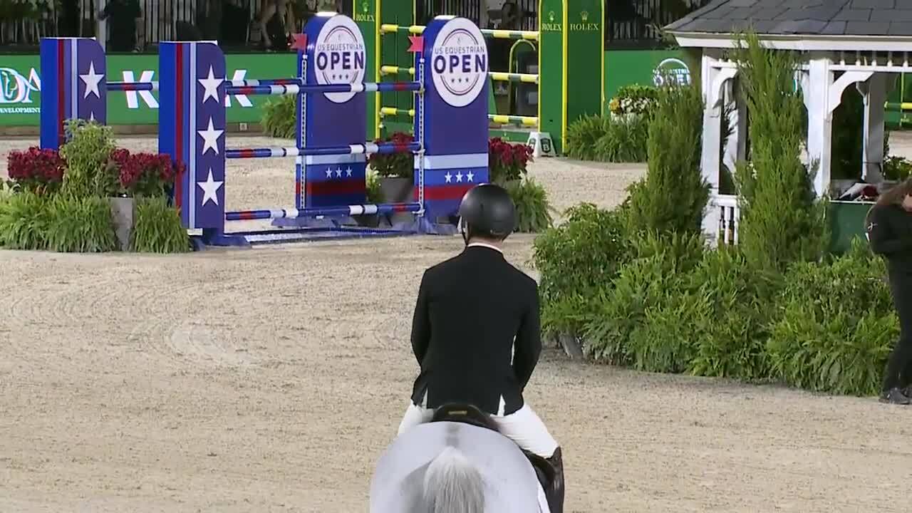 Shane Sweetnam with James Kann Cruz - CSI 5* Wellington 2025 - Round 1